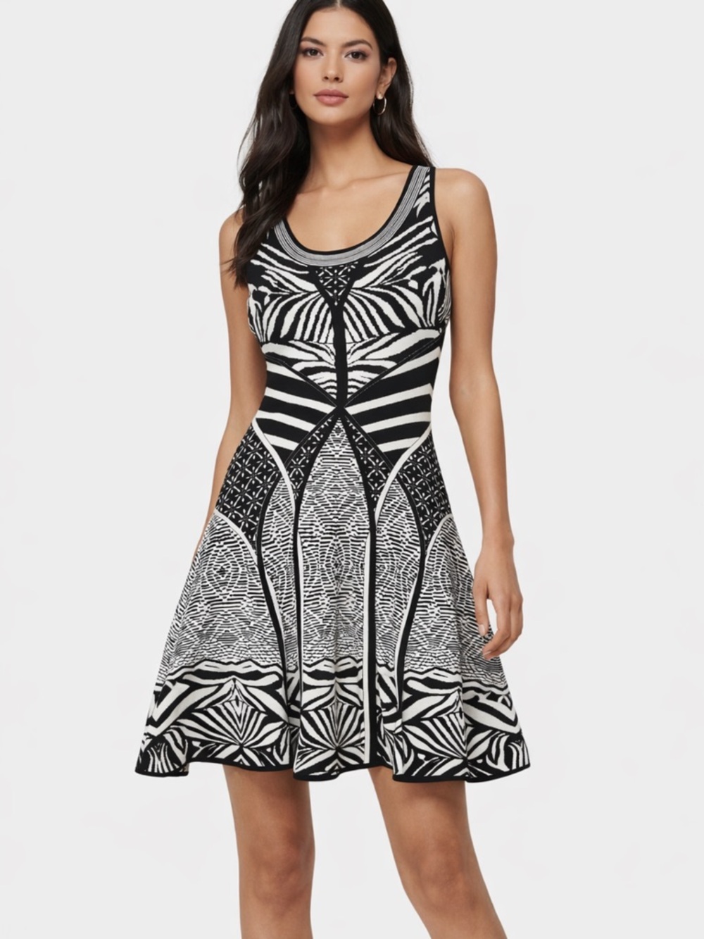 Diane Von Furstenberg Black & White Graphic Knit Fit-and-Flare Mini Dress
